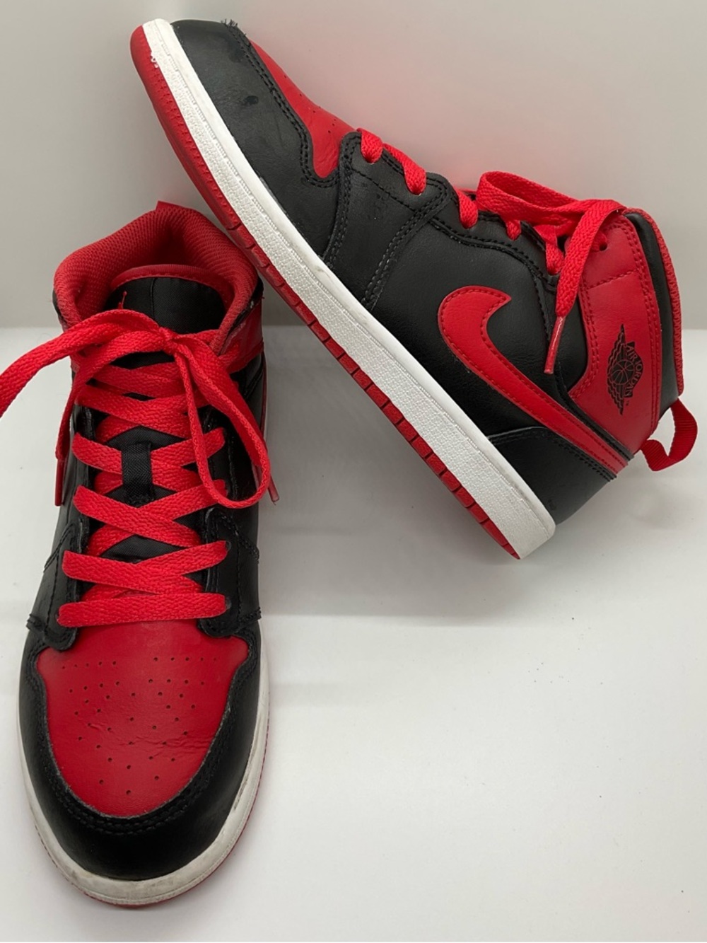 Air Jordan 1 Mid "Alternate Bred" Hi-Top Sneakers RED/BLACK Kids Sz 3 Youth RARE